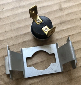 Maytag Dishwasher Hi Limit Thermostat WP99001852 Clip 99001008 - Picture 1 of 4
