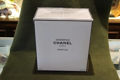 Perfume Chanel Gardenia 900 ml/30,4 oz tamaño extremadamente raro Foto 1 de 4