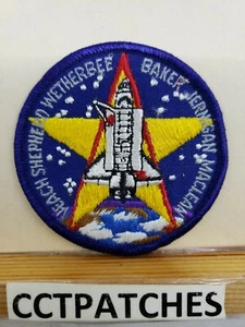 NASA SHUTTLE COLUMBIA STS-52 PATCH - Picture 1 of 2