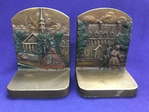 ANTIQUE BRADLEY HUBBARD COLONIAL NEW ENGLAND VILLAGE CAST IRON FOLKART BOOKENDS - Picture 1 of 14
