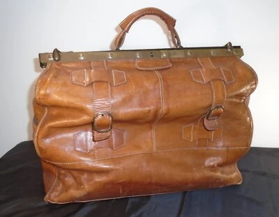 ANCIEN SAC SACOCHE MEDECIN DOCTEUR CUIR LAITON BAGAGE VOYAGE VINTAGE - Photo 1/4