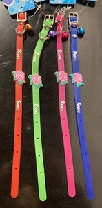 Collar pequeño para mascotas para gatos o perros muy pequeños ~ conjunto de 4 colores diferentes con campana - Imagen 1 de 3