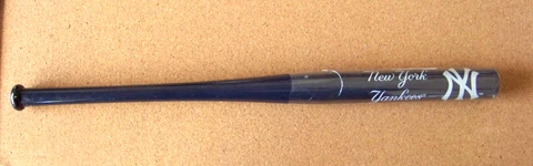 NY New York Yankees 18" dark blue recent style poly mini baseball bat MLB Cover