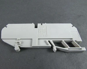 Qty (25) Allen Bradley Screwless Terminals, 2.5 MM,  P/N 1492-R3Q - Picture 1 of 5