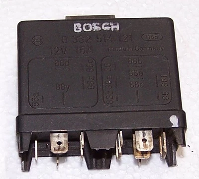 Fiat Spider 2000 OEM Bosch Fuel Injection Multi Relay 1 L-Jet 4430298 12V 15A Foto 1 de 3