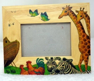 FETCO Noah's Ark 6.5" x 8" Plastic Picture Frame - Picture 1 of 3