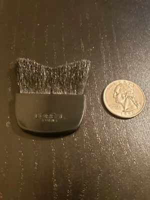 NUEVO L'Oréal Pro Contour bronceador iluminador cepillo de maquillaje mini compacto definir Foto 1 de 2