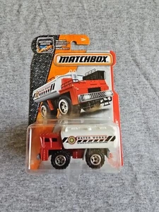 2017 Matchbox WATER WORKER HAULER Red White 75/125 GREAT CARD Heroic Rescue - Picture 1 of 4