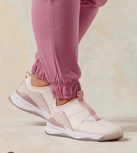 NEU Nelke Damen Komfort Krankenpflege Gesundheitswesen Sneaker Schuhe Krankenschwester Clara Größe 9,5 - Bild 1 von 7