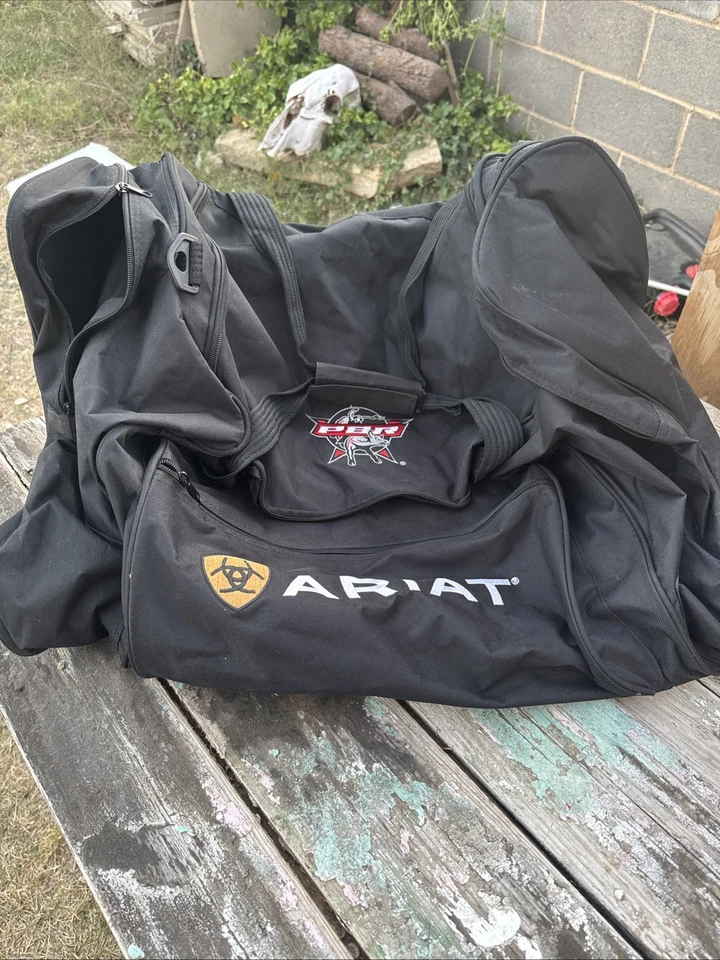 Ariat PBR Vaquero Bolsa de Lona Bolsa Combo Bull Riding Rodeo Almacenamiento Equipaje Negro  Foto 1 de 4