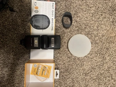 Flashpoint Flashpoint Zoom Li-on III R2 TTL For Sony, Same As Godox Inc. Magmod - Image 1 of 4