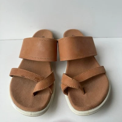 Sandalias de tanga de cuero ECCO para mujer talla 6,5 Foto 1 de 4