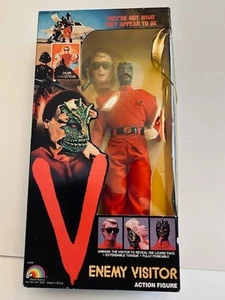 V ENEMY VISITOR Vintage Action Figure Doll NRFB, In Original Box, 1984 - Picture 1 of 3