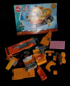 Vintage LEGO Fabuland 3704 Parts Vehicle w 12 tires 4 rubber treds SO19 - Picture 1 of 2
