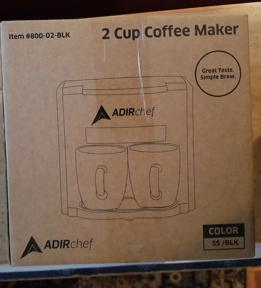 Кофеварка черная на 2 чашки с функцией автоматического отключения и 2 кружки гладкий дизайн - Изображение 1 из 2