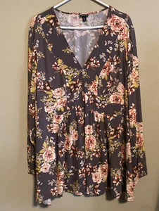 Torrid Womens Long Sleeve Blouse Sz 4 Gray/Cream/Rose Floral Boho - Picture 1 of 4
