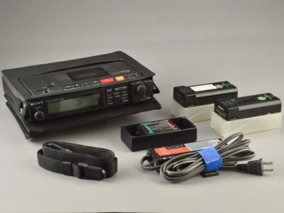 Sony TCD-D10 Pro II Digital Audio Tape-Corder DAT Player/Recorder *UNTESTED* - Image 1 of 4