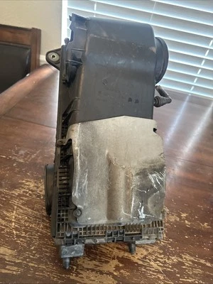 2003-2010 PORSCHE CAYENNE S GTS motor filtro de ar limpador caixa OEM - Imagem 1 de 4