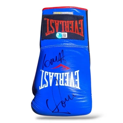VASYL VASILIY LOMACHENKO SIGNED BOXING GLOVE (BECKETT AUTHENTICATED) - Image 1 of 3