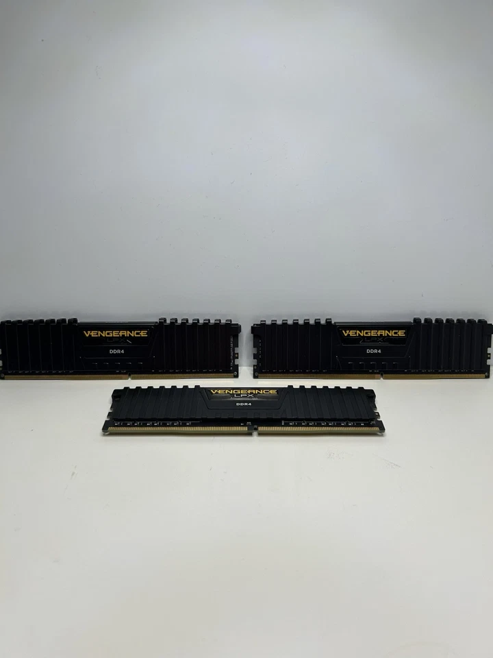 Corsair Vengeance LPX -8GB DDR4 (3200MHz, Black) “Brand New” - Image 1 of 2