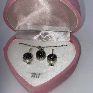Vtg Estate Jewelry SU924 Silver 18” Necklace & Pierced Earrings Set Black Stone - Picture 1 of 6