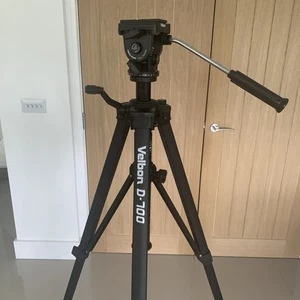 Velbon D700 Tripod for still or video cameras - in great used condition - Picture 1 of 18