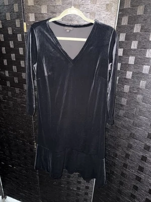 Vestido de Terciopelo Negro Manga 3/4 Cuello en V Colección J.Jill Wearever Talla S Foto 1 de 3