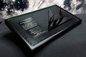 F-117A Nighthawk Resin Replica – Hand-Painted 3D Printed Display with LED Light - Picture 1 of 2