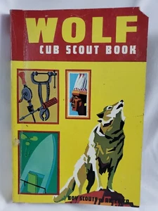 Wolf Cub Scout Book Boy Scouts Of America Handbook BSA Vintage 1967 - Picture 1 of 4