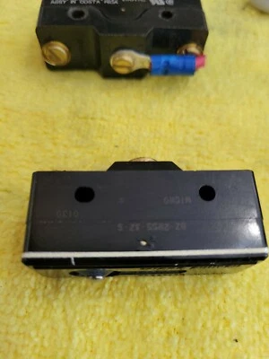 NEW HONEYWELL MICRO SWITCH LIMIT SWITCH BZ-2R55-A2-S loc00598 - Image 1 of 2