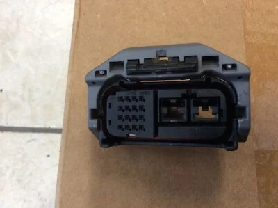 Conector ABS módulo original Toyota 2014 lexus IS250 #12573 Foto 1 de 4