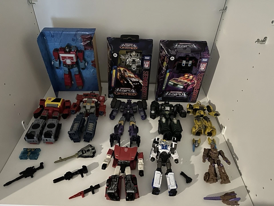 Transformers Generations Lot (Siege, Kingdom, Legacy, AotP, Studio Series) - Image 1 of 4