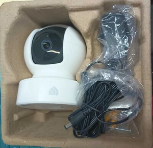 Cámara de seguridad interior Wi-Fi TP-Link EC70 Kasa Spot 1080p panorámica e inclinable con noche - Imagen 1 de 2