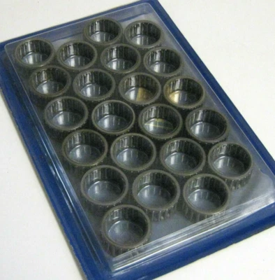 22 PK OEM JLO CRANKSHAFT CONNECTING ROD LOWER BEARINGS 35X42X20 LR760 L372 L395 - Image 1 of 4