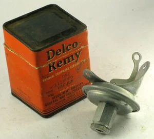1952-1953 Henry J NOS 4cyl distributor advance 1116066 - Picture 1 of 5