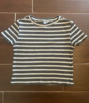 Divided H&M Básico Pequeño Negro Verde Blanco Rayas Cuello Redondo Manga Corta T Corta Foto 1 de 2