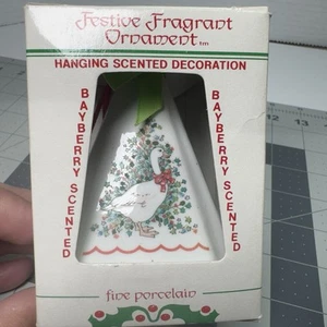 Vintage Festive Fragrant Ornament Bayberry Scented Goose Christmas Porcelain - Picture 1 of 12