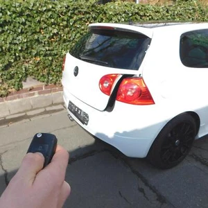 Umrüstsatz "automatisch öffnende Heckklappe" für VW Golf V - Afbeelding 1 van 4