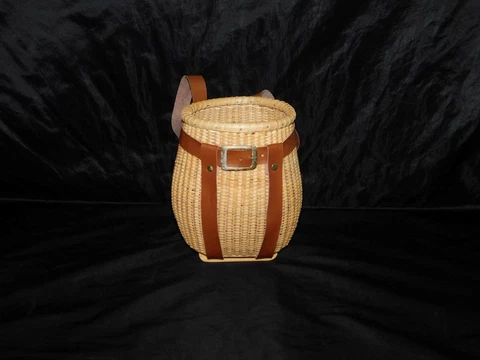 Big Sky Carvers Brown Woven Basket 9" Hiking Gathering Berries Small Wood Base Cover