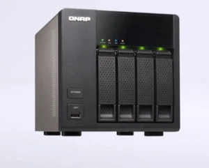 NAS TS-420 QNAP OHNE SPEICHER - Bild 1 von 1