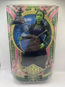 Wicked Barbie - URL MISPRINT  - Elphaba Deluxe - Recalled WICKED.COM - Mattel - Picture 1 of 3