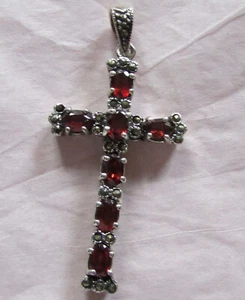 Colgantes Cruz Estate Granate Natural Marcasita Plata de Ley - Imagen 1 de 32