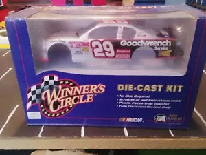 Winner's Circle 2002 Kevin Harvick NASCAR Model Kit, Unassembled - Picture 1 of 4