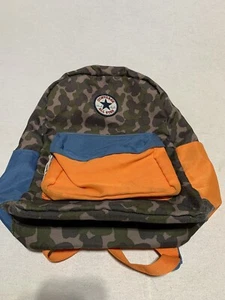 Converse All Star Chuck Taylor Backpack Green Camo Orange Accents Used 17" Clean - Picture 1 of 4