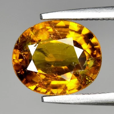 💎 Granate grosular amarillo verdoso natural ovalado de 1,92 quilates 8,3 x 7 mm - gema de África Foto 1 de 4
