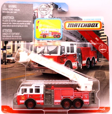 Camión de bomberos aéreo Matchbox 2018 plataformas de trabajo Pierce Velocity rojo/blanco Foto 1 de 4
