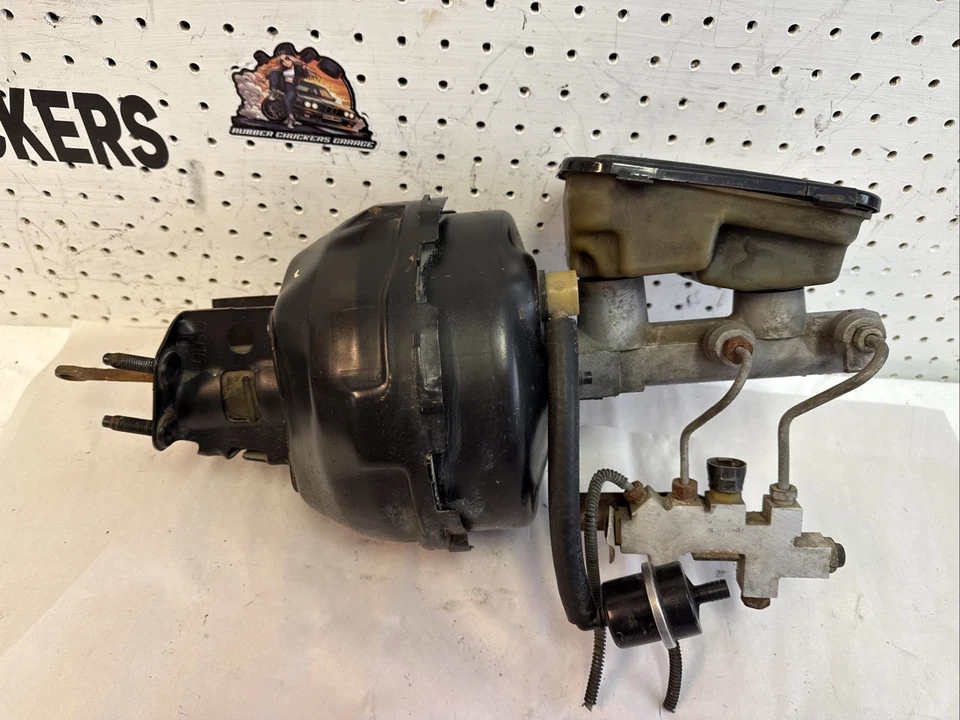 Chevy Camaro Firebird 1982-1992 transmisión automática freno refuerzo cilindro maestro 18006814 Foto 1 de 4