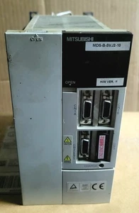 Unidad servo accionamiento Mitsubishi MDS-B-SVJ2-10 - Imagen 1 de 10