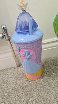 Wicked For Good Glinda Gripper Cinema vue Cup Mug 32oz NEW 3D - Image 1 of 2