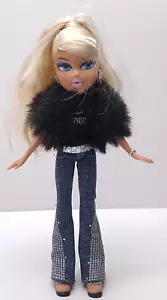 COLLAR LABIALES Muñeca CLOE Forever Diamondz OG BRATZ - Imagen 1 de 9